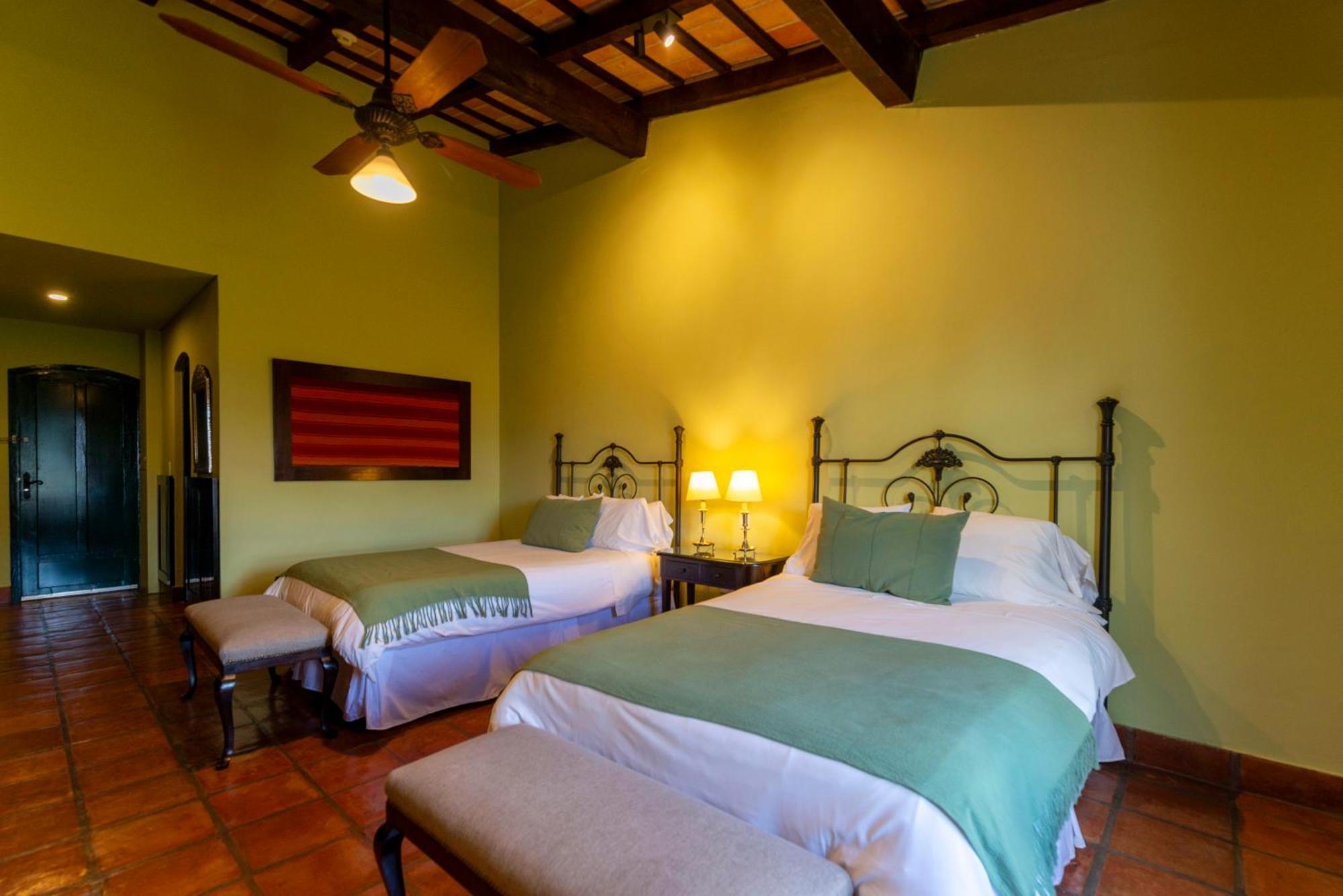 Patios De Cafayate - Wine Hotel & Restaurant 객실 사진