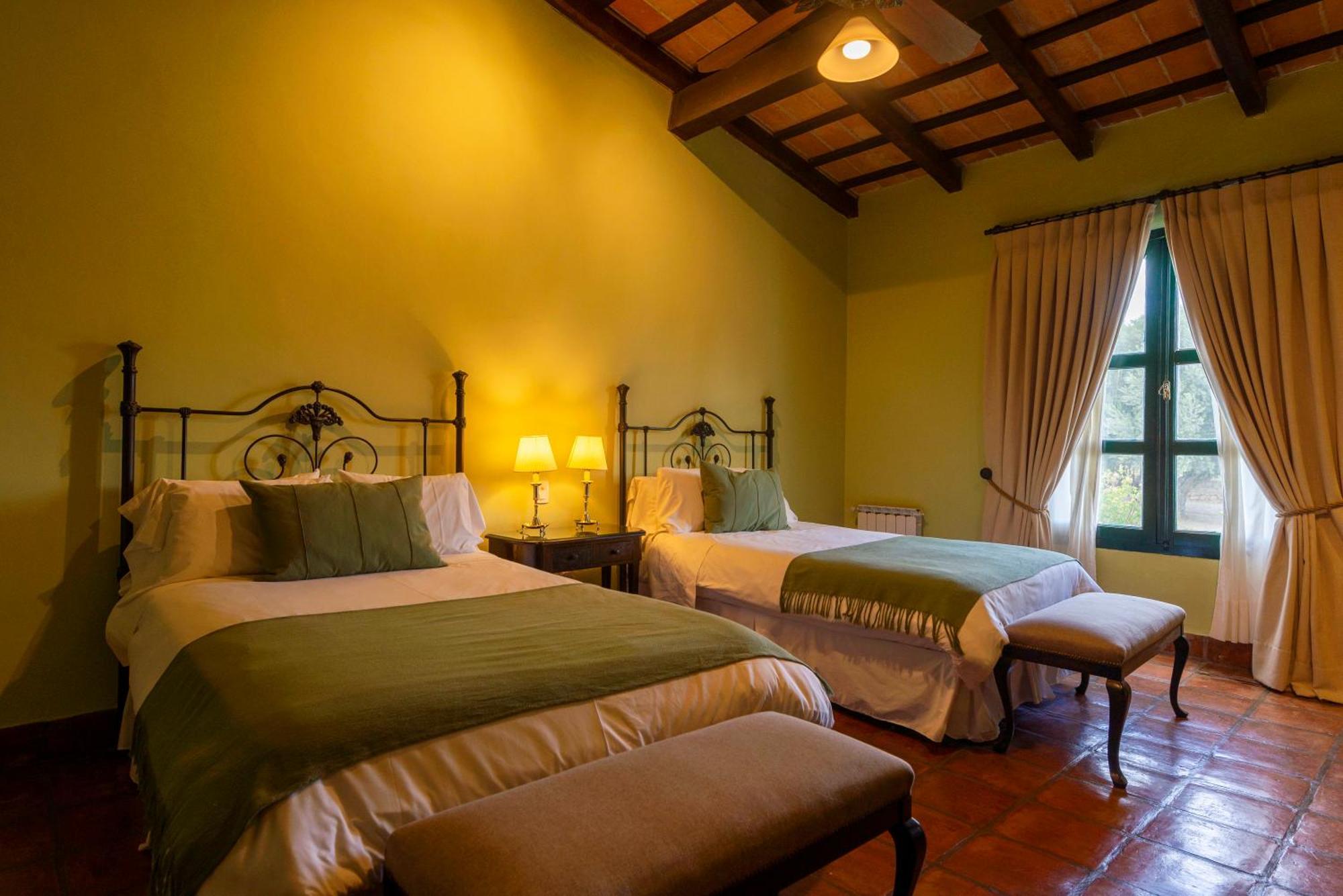 Patios De Cafayate - Wine Hotel & Restaurant 객실 사진